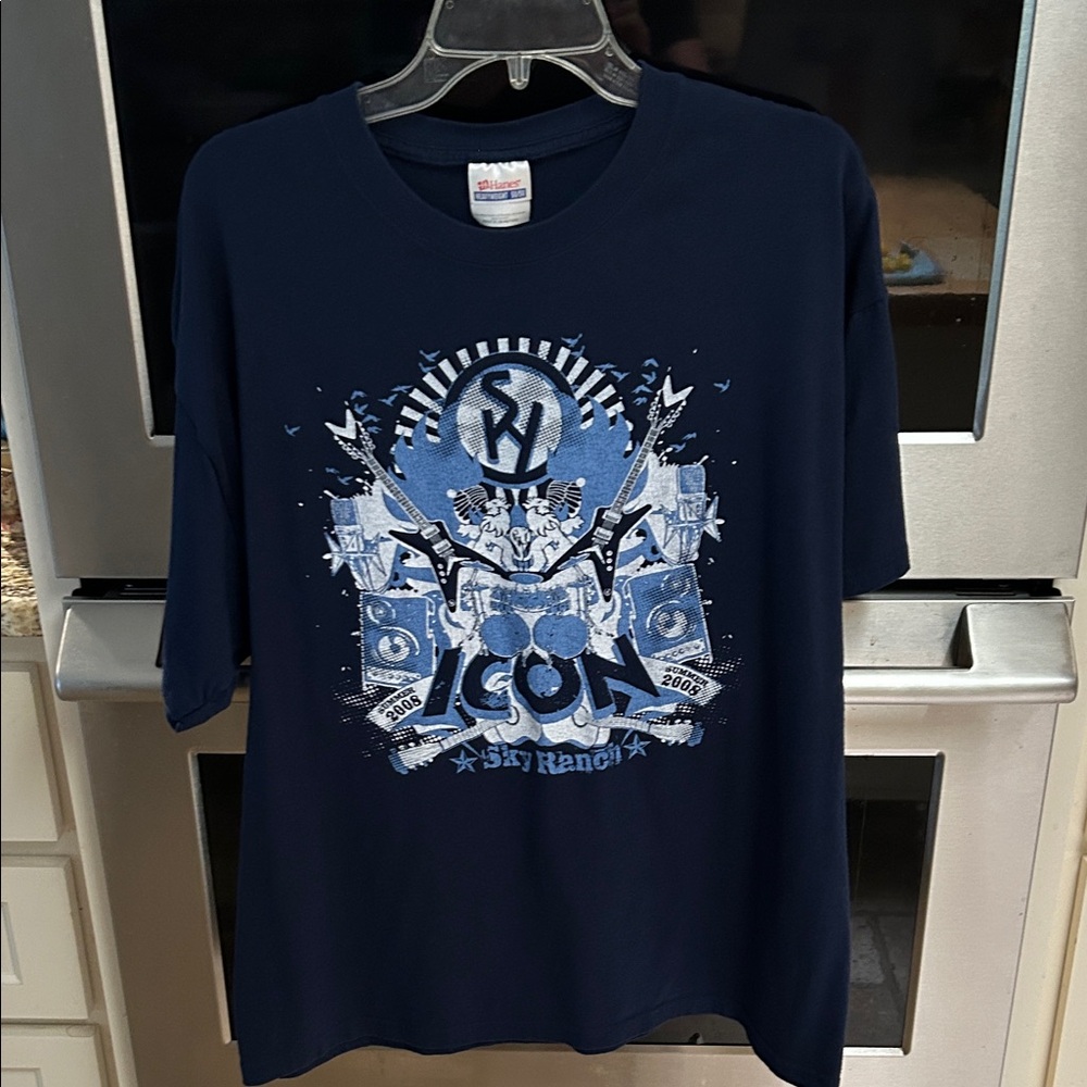 Hanes Dark Blue Graphic Tee sky Ranch 2008